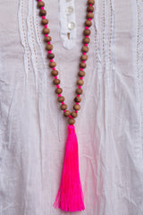 Natural Wood Bead Necklace (Hot Pink)