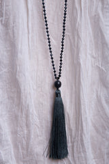 Bead Necklace (Dark Grey)